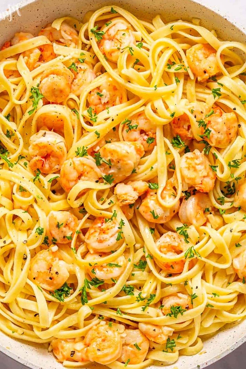 Garlic Butter Shrimp Pasta